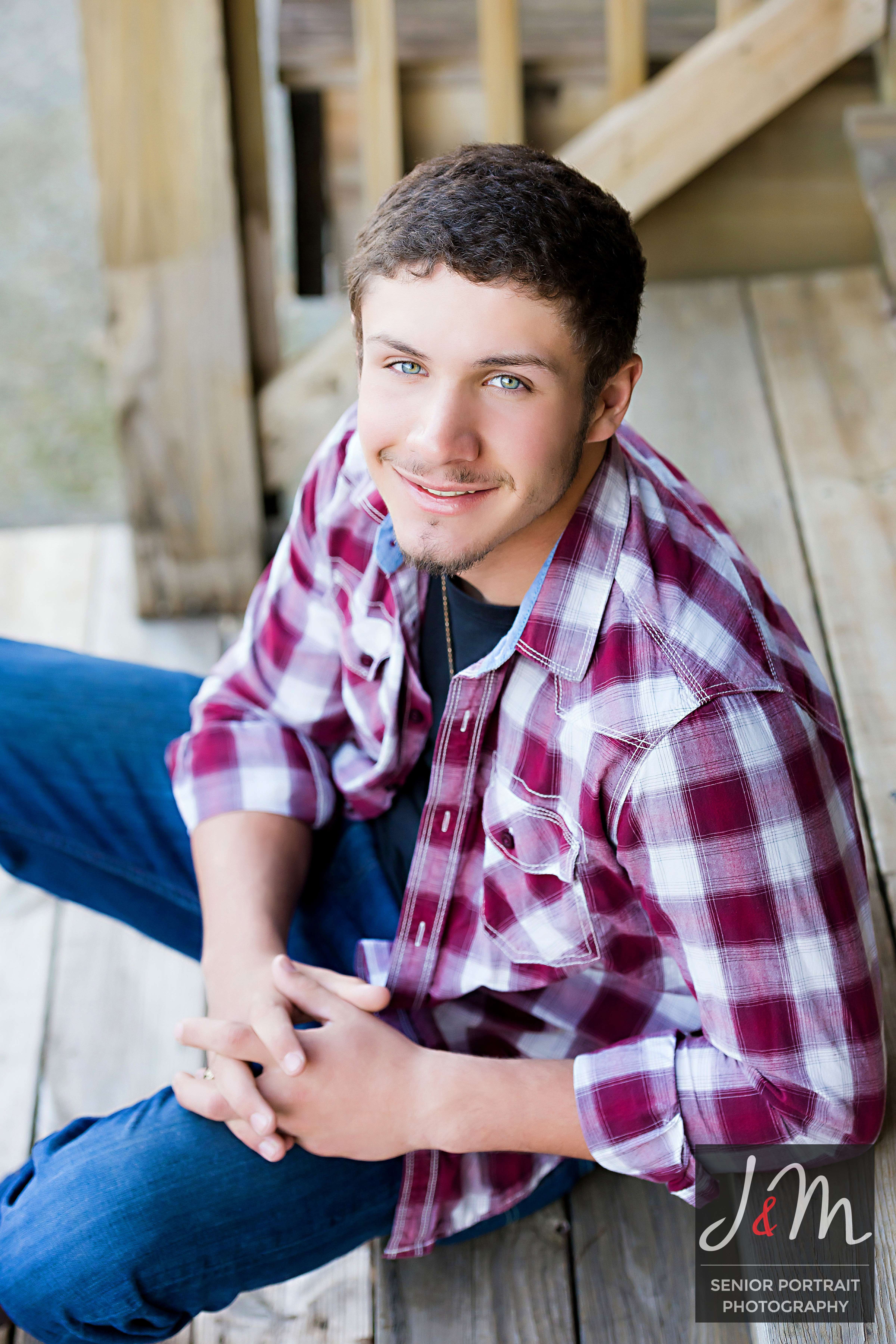 Love this country boy in flannel!