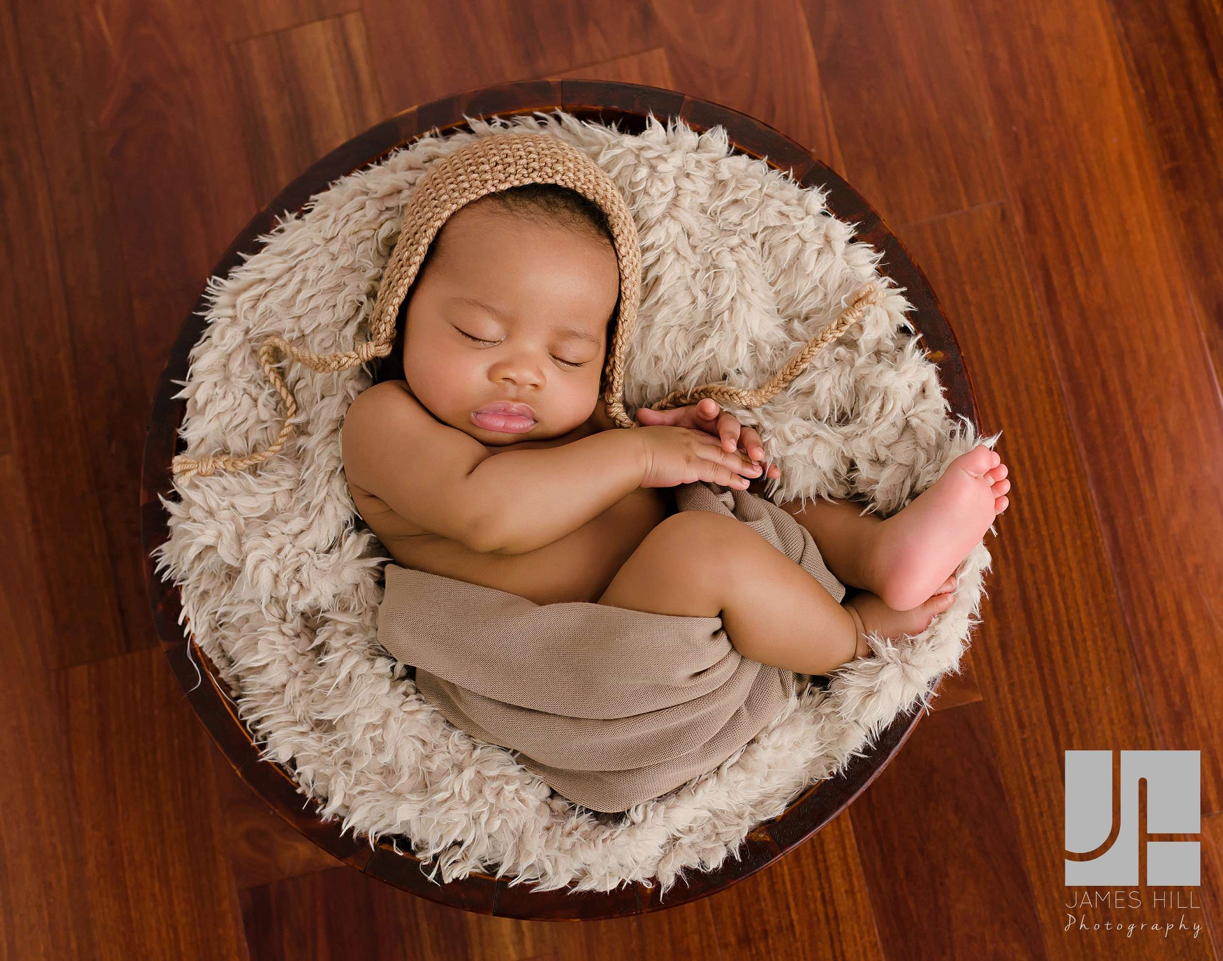 Overhead Newborn portraits are always one of my favorite Newborn Portraits!